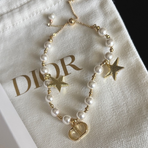 ⚜️Dior Gold and Pearl Star Bracelet GWP ⚜️ - Picture 4 of 7